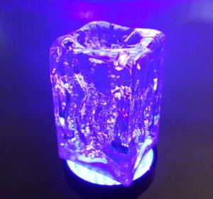 Larp Gothic schwerer Dekor Kerzenhalter Schmelzglas 95mm - Bild 1 von 2