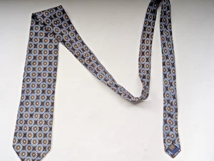 VALENTINO Men's Tie Blue Geometric 100% Silk Classic Made in Italy - Picture 1 of 6