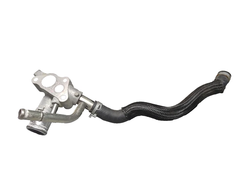 BRIDA DE SALIDA DE AGUA REFRIGERANTE MOTOR CON MANGUERA 2021 TOYOTA AVALON 2,5 L OEM Foto 1 de 4
