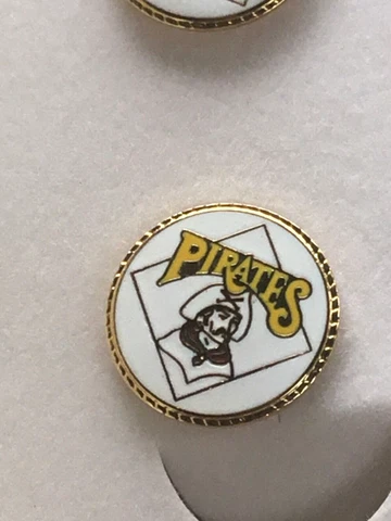 Brand New Pittsburgh Pirates TEam Logo Cuff Links Gold Royal Collection Snapcase Cover