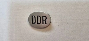 Pin Anstecker metall DDR Oval 2,5 x 1,5cm 4,5gr - Bild 1 von 2