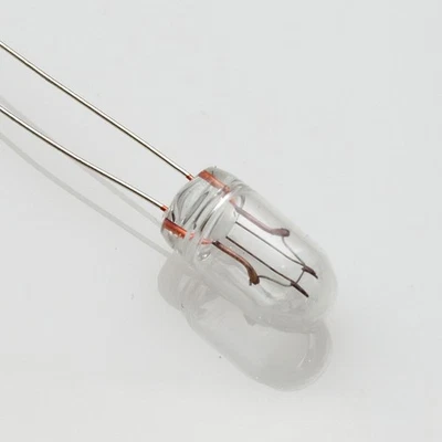 10 x 6,3V 200mA  / Birne Lampe / Miniature Lamp Bulb T1¾ 3/4 T1.75 - Image 1 of 4