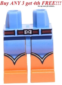 ☀️NEU LEGO Hüften und mittlere Nougatbeine mit Gürtel mit Schnalle und Cowboystiefel - Bild 1 von 3