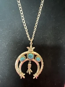 VINTAGE ESTATE, Turquoise Color NECKLACE SIGNED BY COLLECTIBLE ART MAKERS MARK - Picture 1 of 6