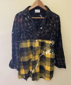 Plaid Kids Shirt with Yellow and Black Design This stylish kids shirt - Picture 1 of 1