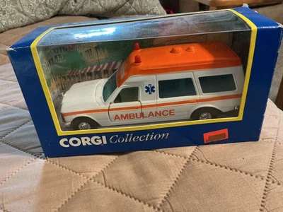 MERCEDES AMBULANCE - OPENING DOORS - CORGI COLLECTION 1994 BOXED New 93184 - Image 1 of 4