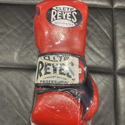 Guantes de Boxeo Rojo REYES Tipo Cinturón de Boxeo Hecho en México 8oz Foto 1 de 4