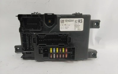 13142241 Caja Reles/Fusibles para OPEL CORSA D CATCH ME 2006 1808966 - Imagen 1 de 4