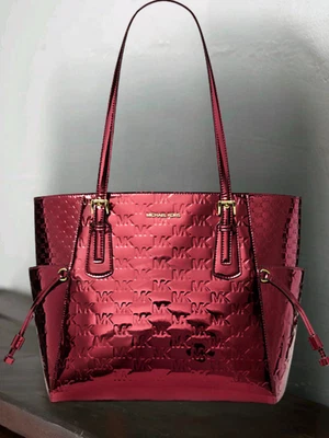 Bolso de Hombro Michael Kors Voyager Mujer Grande Metálico Logo Grabado Cereza Foto 1 de 4