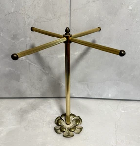 Vintage 1960er Mid Century Messing 4 Arm freistehender Handtuchhalter Blumenfuß 12" T - Bild 1 von 7