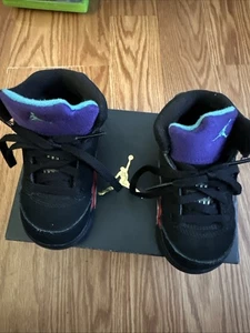 Air Jordan 5 Retro TD 2020 talla 6c ¡con caja! Uva roja fuego esmeralda CZ2991-001 - Imagen 1 de 9