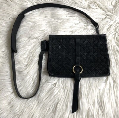 Bolso Bandolera Convertible Nanette Lepore Negro Acolchado Gamuza Cuero Foto 1 de 4