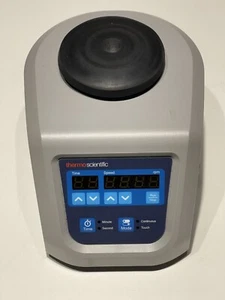 Thermo Scientific Digitaler Wirbelmischer 888882009 US/JP Steckergeschwindigkeit 200-3000 U/min - Bild 1 von 2