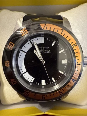 Reloj Invicta Specialty Hombre 45mm Negro Naranja Plata Estuche Banda Silicona 34014 Foto 1 de 3