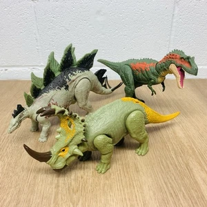 Jurassic World Action Figures Bundle Sinoceratops, Albertosaurus, Stegosaurus - Picture 1 of 7