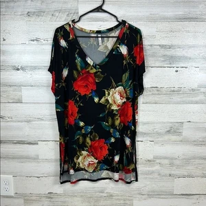 Camisa ajustada floral elástica marca Gorilla Cat Boutique para mujer talla 2X” - Imagen 1 de 6