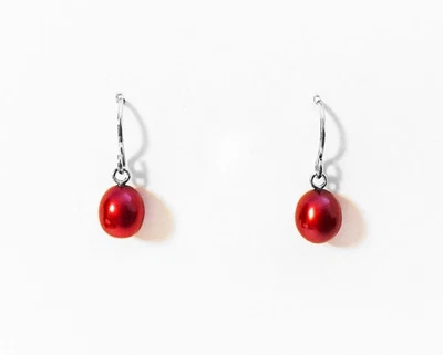 Red Dyed Pearl on 925 Sterling Silver Pierced Wire Hook Dangle Earrings 3/4" EUC - Image 1 of 3