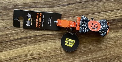 CA&T Thrills & Chills Glow In The Dark Halloween Cat Collar Bow w/Pumpkin 8 In - 12