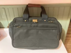 Ricardo Beverly Hills Carry On Packing Tote Bag, Style 9916, hunter green - Picture 1 of 7