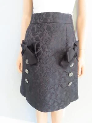 Falda Dolce & Gabbana Negra Brocado Lazo y Detalle Cristal Talla 42/US 6 Foto 1 de 4