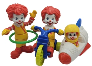 McDonald's Happy Meal Toys 2010 & 11 Ronald McDonald Set Trike Hula-Hoop Rocket - Foto 1 di 14