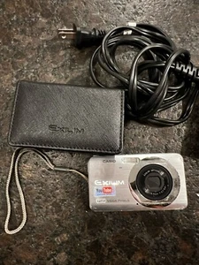 CASIO EXILIM EX-Z90 12.1MP Compact Digital Camera - Picture 1 of 18