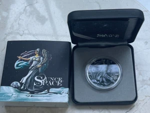 Vintage Ounce of Space American Silver Eagle on Moon 1 Oz .999 Silver Round - Picture 1 of 3