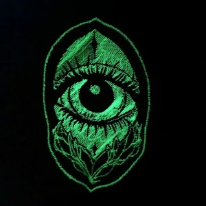 Eye luminous glow in the dark embroidered patch iron on - Picture 1 of 5