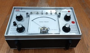 Probador de Espesor UPA Dermitron Modelo D-8 100-130/200-250V 50/60Hz - Imagen 1 de 4