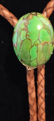 Hecho a mano envuelto en alambre verde mohave cobre turquesa cuero Bolo Foto 1 de 4