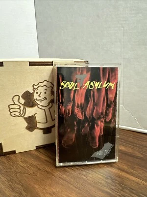 SOUL ASYLUM-HANG TIME Cassette Rock Grunge Released 1988 — 第 1/4 张图片