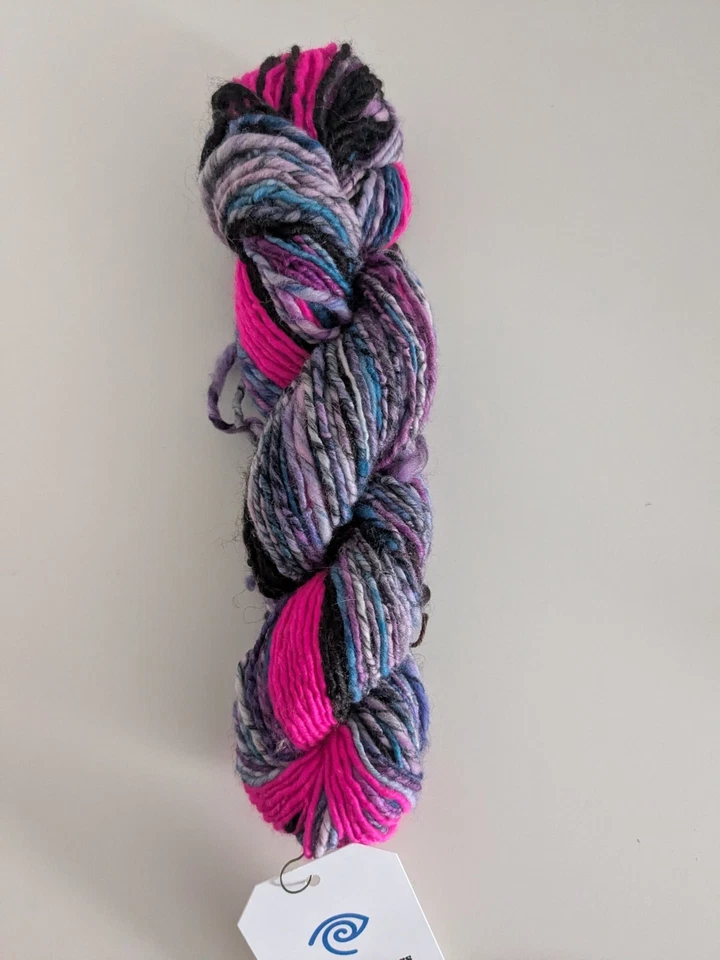 Fio fiado à mão 75g - Imagem 1 de 1