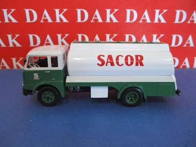 Die cast 1/43 Modellino Camion Truck Fiat 643-690 Cisterna Sacor 1960 - Immagine 1 di 4