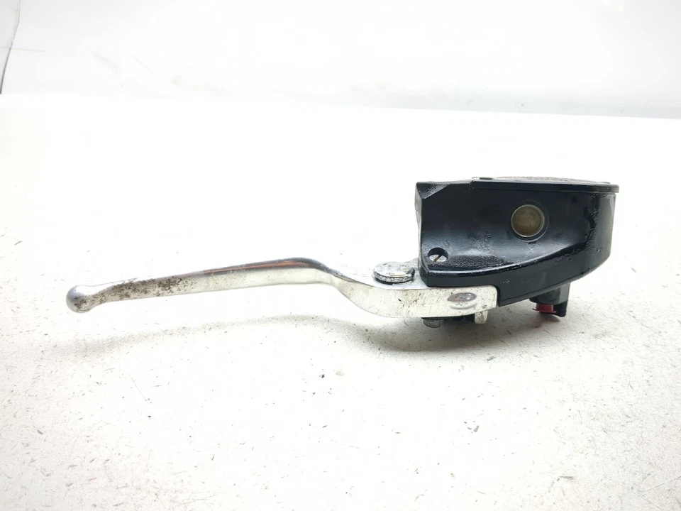 Cilindro maestro de freno delantero derecho Victory Kingpin 04-12 Foto 1 de 4