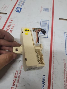 Main Relay Box PN:91940-2G040 OEM 2008 Kia Optima - Picture 1 of 2