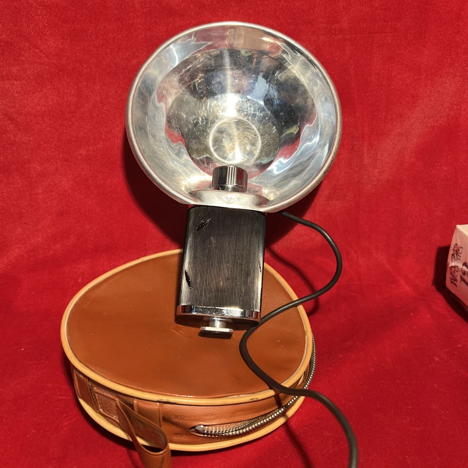 Unidad Flash AGFA con Bombilla Reflector y Estuche Accesorio Fotográfico Vintage Alemania (L) Foto 1 de 3