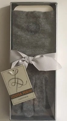 New in Box Louisa Perini 100% Cashmere Wool Gray Gloves with Gift Tag One Size - Image 1 of 4