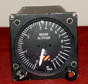 Smiths 0203KIR01 Height Indicator Radar Altitude Military Aircraft - Picture 1 of 4