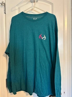 REALTREE MEN'S L/S TOP- LOVE HUNTING DEER- SIZE 2X LARGE - Image 1 of 3