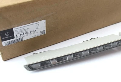 3.Luz de freno luz de freno lámpara de freno Mercedes-Benz CLC 203 clase C A2038203456 Foto 1 de 4