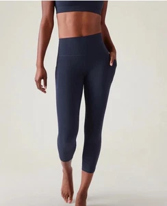 Athleta Salutation Stash Capri S pequeño azul marino nuevo sin etiquetas - Imagen 1 de 3