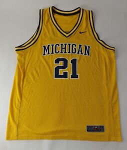Nike Elite Michigan Wolverines NCAA #21 Basketball Gold Jersey Size XXL