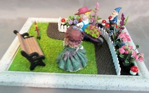 Puppenhaus Miniatur Blumengarten Zimmerkasten Szenario - Bild 1 von 10