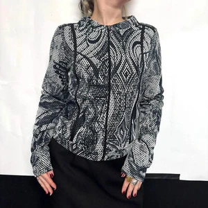 Passport black and white mesh zip-up top - Picture 1 of 6