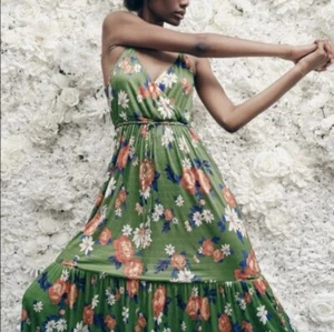 Zara Floral Textured Fabric Surplice Maxi Dress Braided Belt  Size Medium - Picture 1 of 13