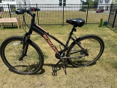 Schwinn女式GTX 3混合动力自行车19英寸车架 — 第 1/4 张图片