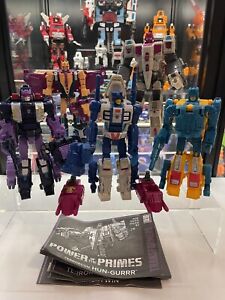 Hasbro Transformers Power of the Primes Abominus Complete