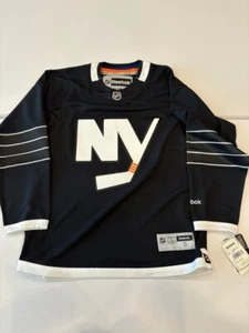 New York Islanders NHL Hockey 3rd Jersey Black NWT Reebok Premier Mens S $135 - Picture 1 of 7