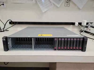 HP StorageWorks MSA2324i 24xSFF + 2 Contrôleurs SAS/ISCSI (AJ803A) + 24x600GB - Picture 1 of 11