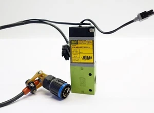MAG Aerospace 77000-504-005 Rev F Ventil - Bild 1 von 12